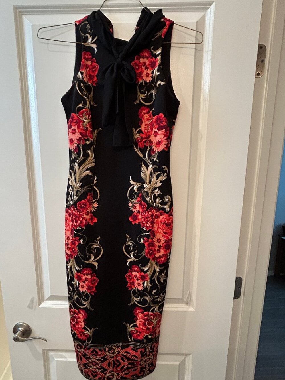 NEW YORK & COMPANY WOMEN'S DRESS (STRETCH FABRIC) RED/BLACK/CORAL/GOLD XS FITS S